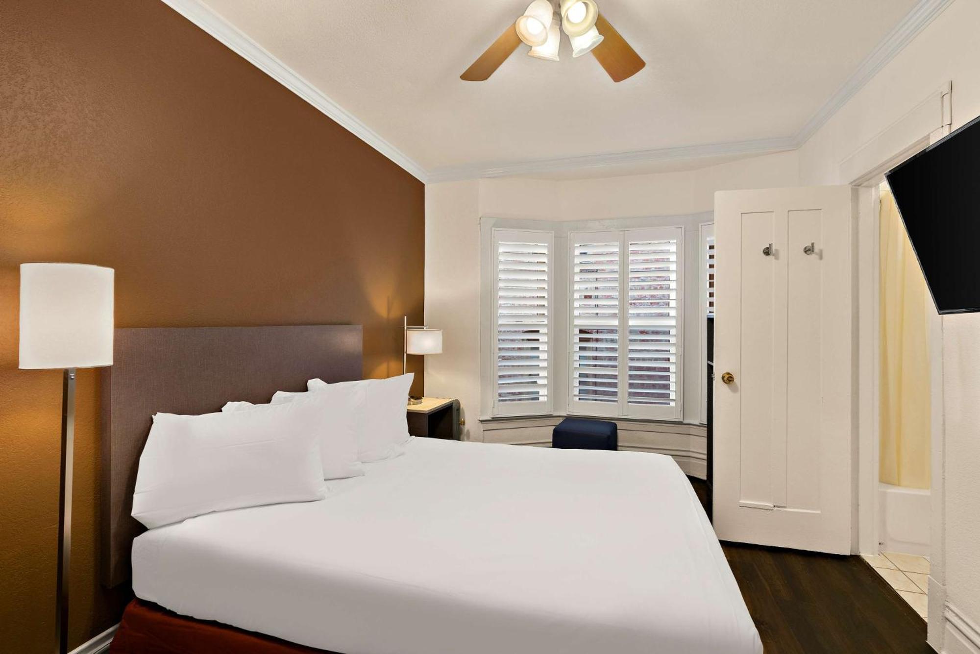Mithila - Surestay Collection By Western 2* San Francisco
